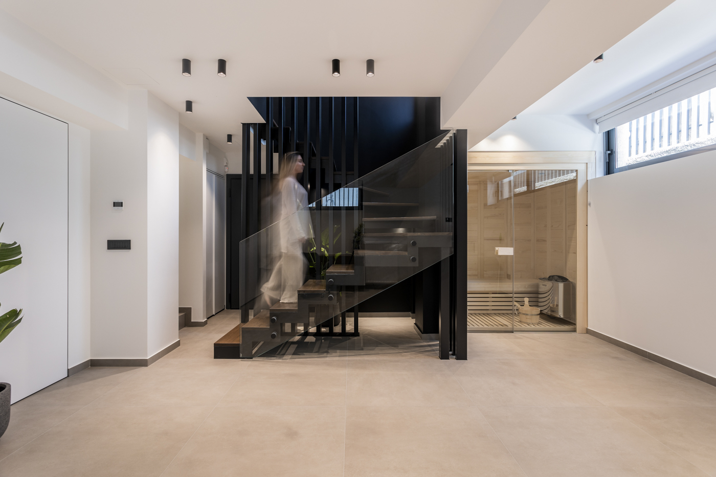 Two-storey Apartment in Argyroupoli 4