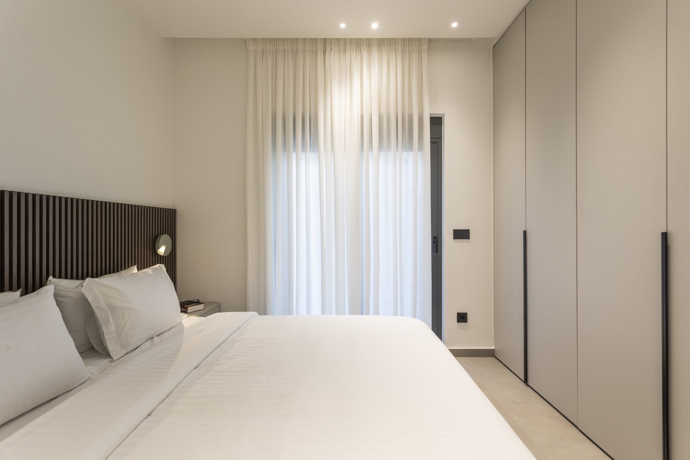 Two-storey Apartment in Argyroupoli 10