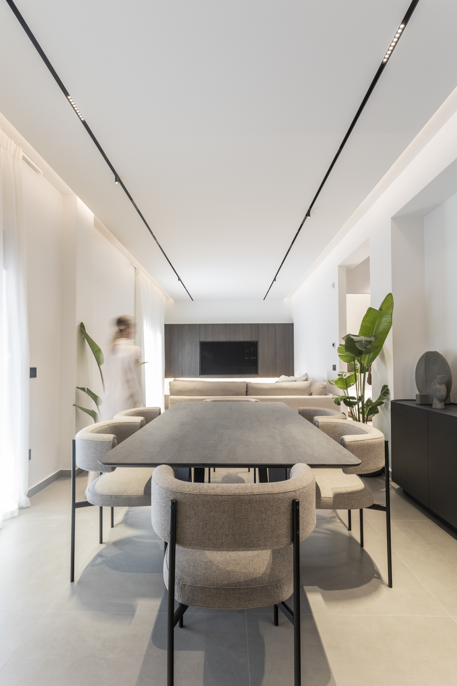 Two-storey Apartment in Argyroupoli 20