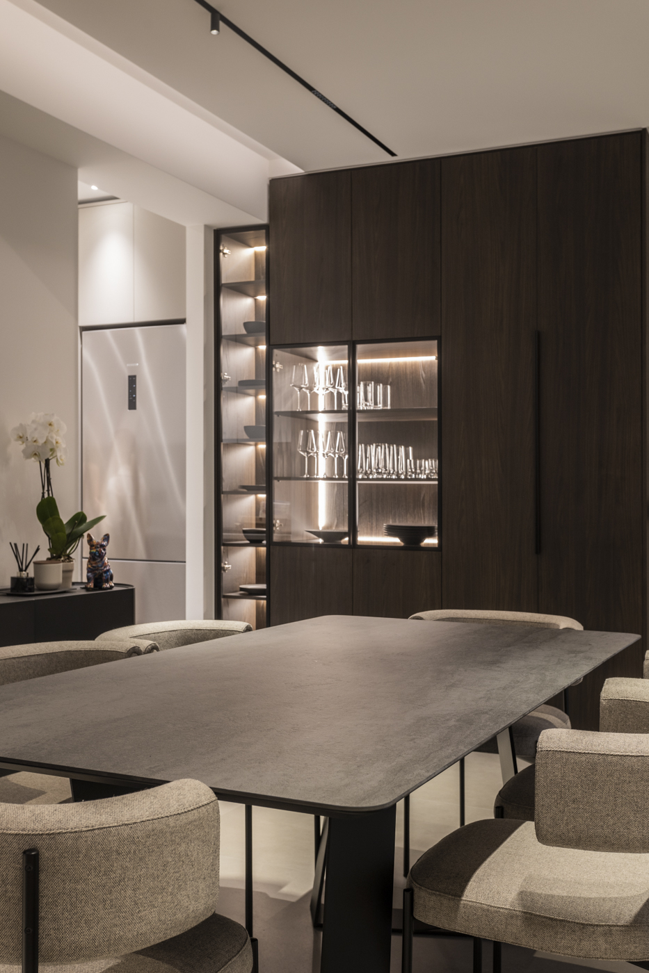 Two-storey Apartment in Argyroupoli 24
