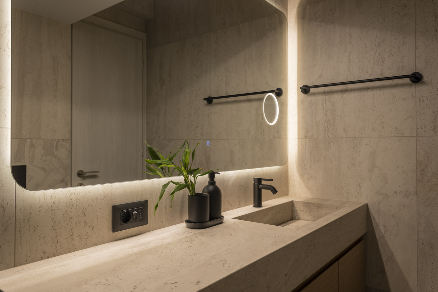 Apartment in Piraeus 7